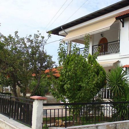 Cozy Asprovalta Home By The Sea Exterior photo